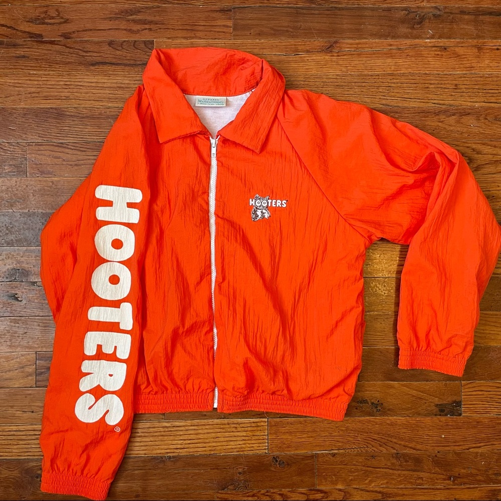 Rare vintage hooters jacket windbreaker